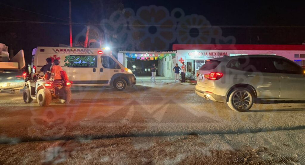 Mujer en aparente estado de ebriedad atropella a motociclistas en Tamuín