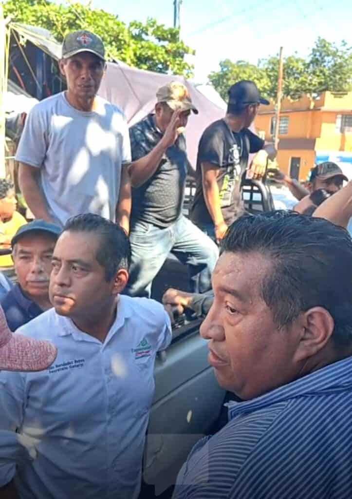 Hartazgo en la Huasteca: Pobladores toman carretera y exigen respuesta a alcalde de Tamazunchale