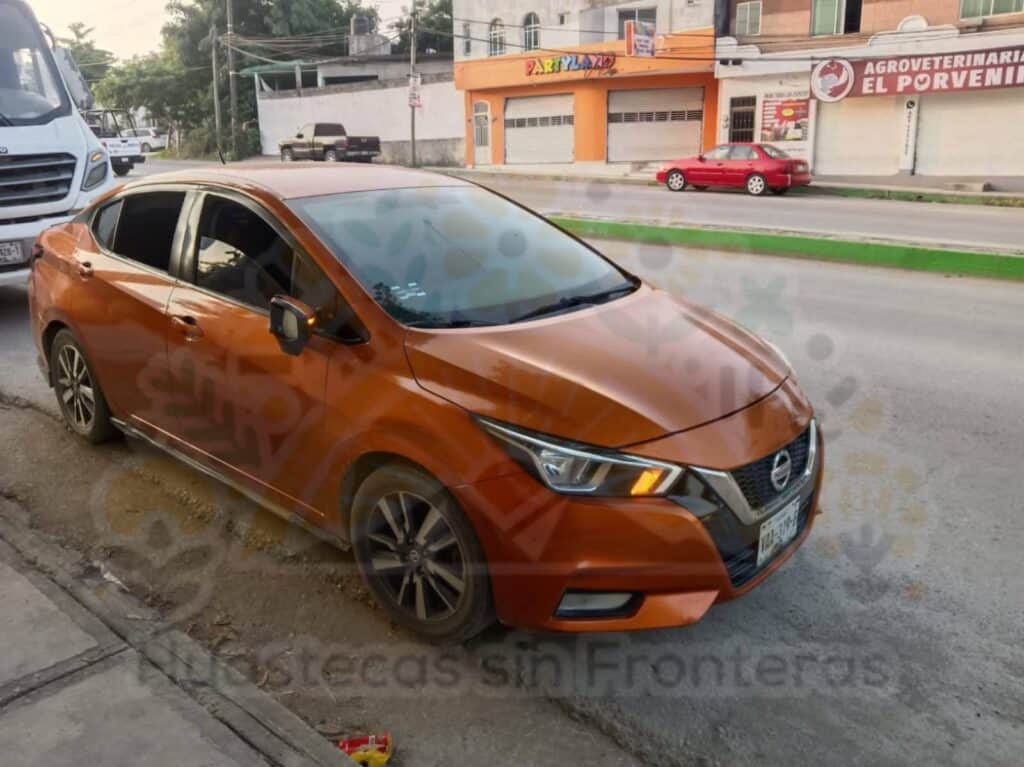 Autobús urbano choca y intenta darse a la fuga en #CdValles Autobús urbano choca y intenta darse a la fuga en #CdValles