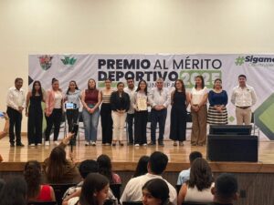 RECONOCEN A GANADORES DEL PREMIO AL MÉRITO DEPORTIVO 2025 EN CIUDAD VALLES