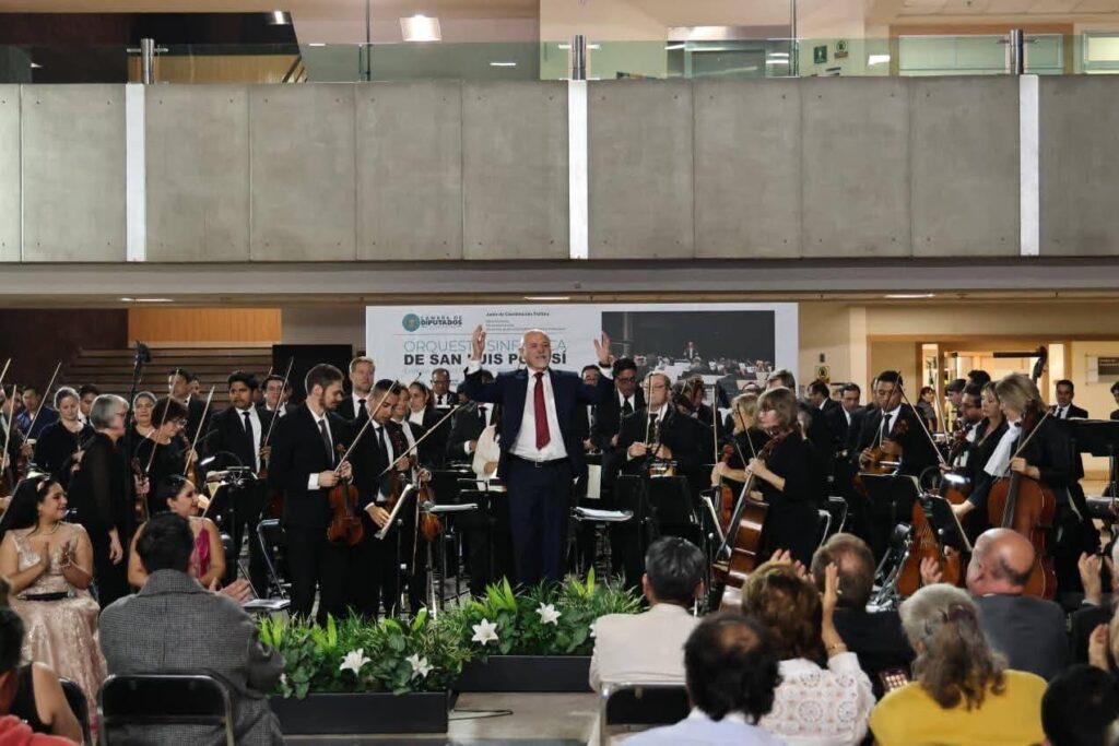 ¡ORGULLO POTOSINO EN EL CONGRESO!