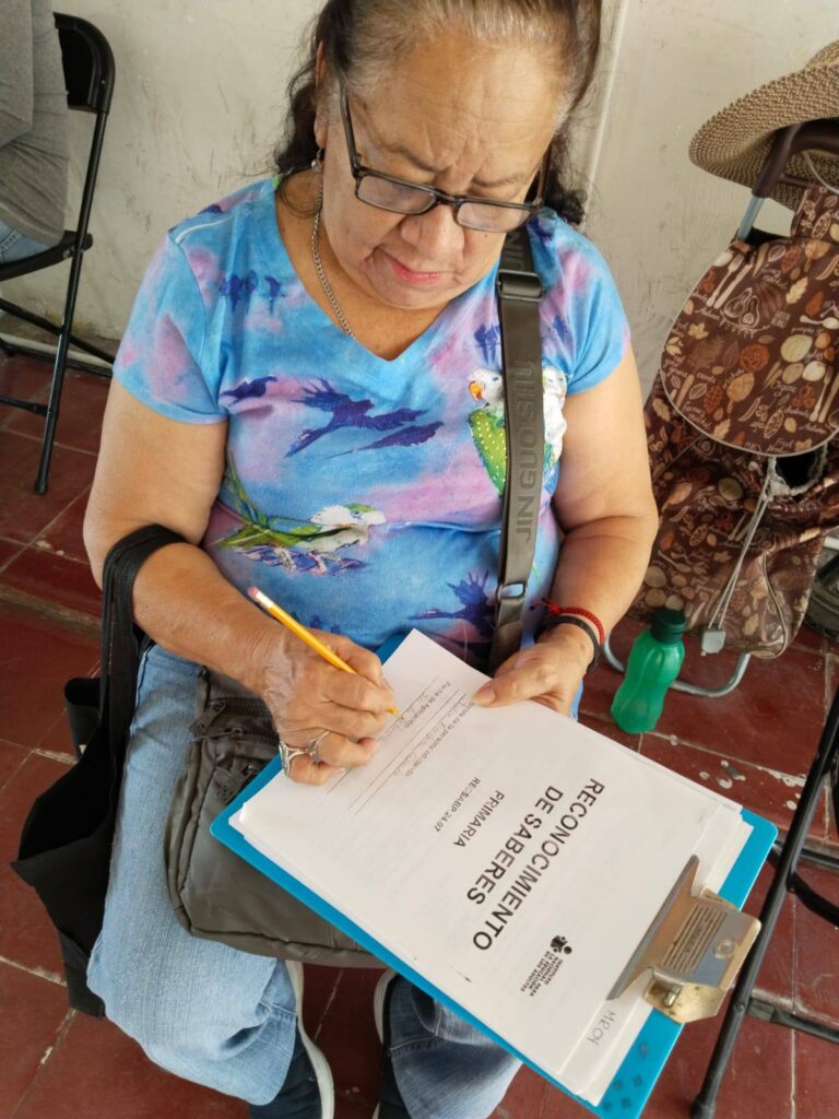 IEEA aplica exámenes en 6 municipios para combatir el rezago IEEA aplica exámenes en 6 municipios para combatir el rezago