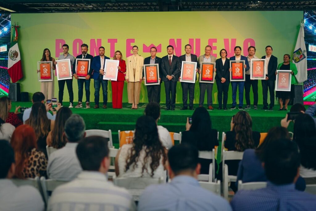 SAMUEL PASA LA CHAROLA A 93 EMPRESAS PARA COSTEAR MUNDIAL