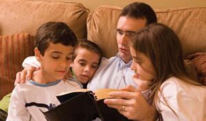 La Ley no permite decidir educación de hijos: FNF