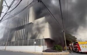 CORTOCIRCUITO GENERA INCENDIO DE TRANSFORMADOR EN BANCO