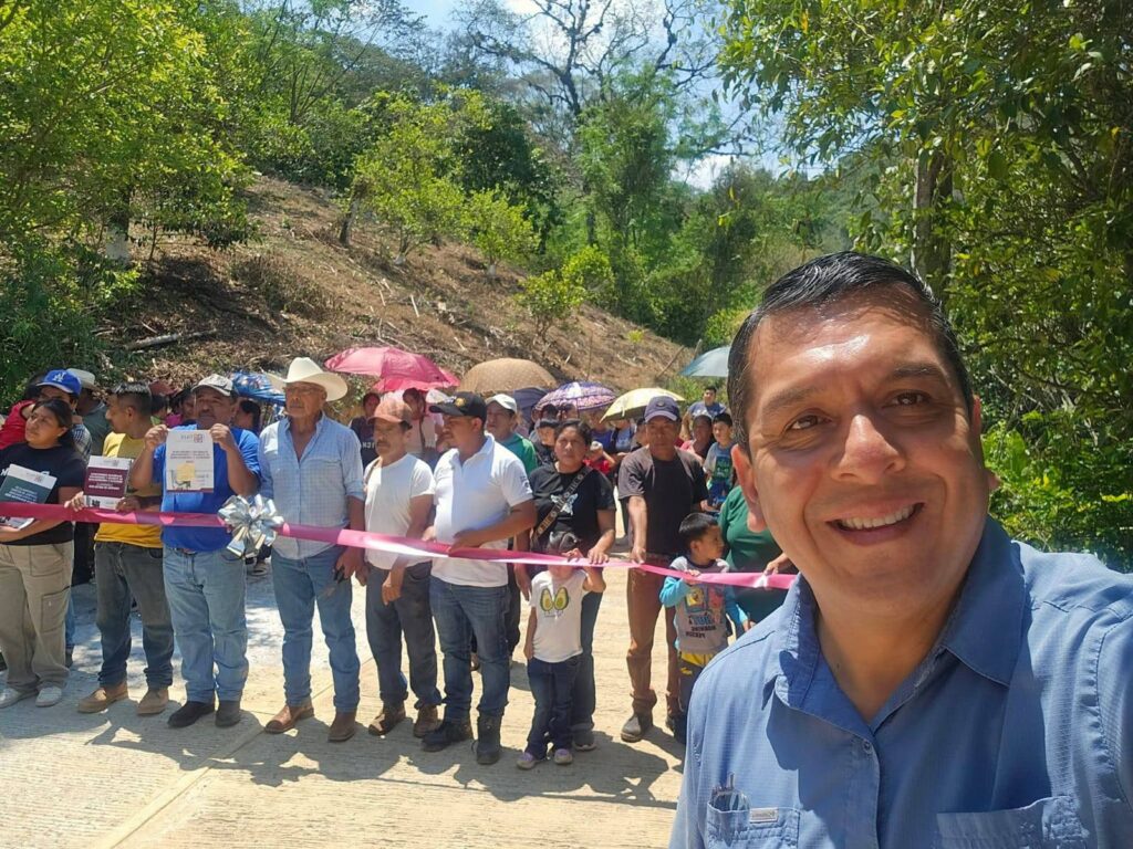 Inauguraron camino rehabilitado en Poxtla Inauguraron camino rehabilitado en Poxtla