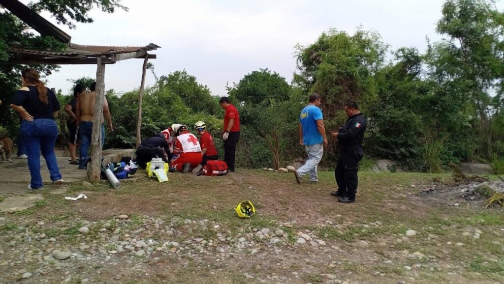 MUERE HOMBRE TRAS SALVAR A SU HIJO AL CAER EN CANAL DE RIEGO