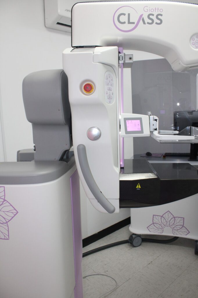 Habilitaron sala de mastografía digital en IMSS de Valles