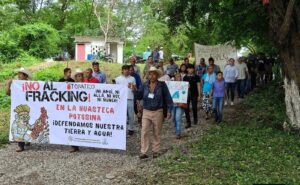 Exigen prohibición total del fracking en México